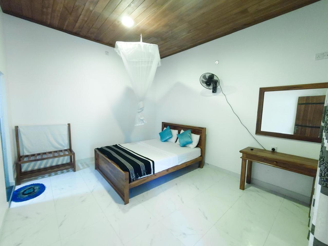 Hotel Wild Heaven Udawalawe Esterno foto
