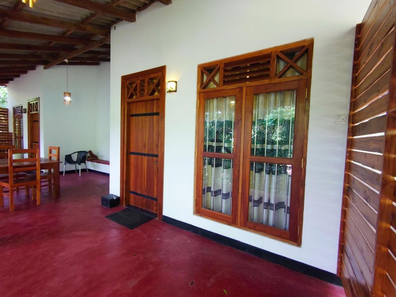 Hotel Wild Heaven Udawalawe Esterno foto