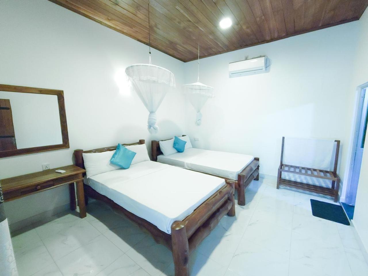 Hotel Wild Heaven Udawalawe Esterno foto