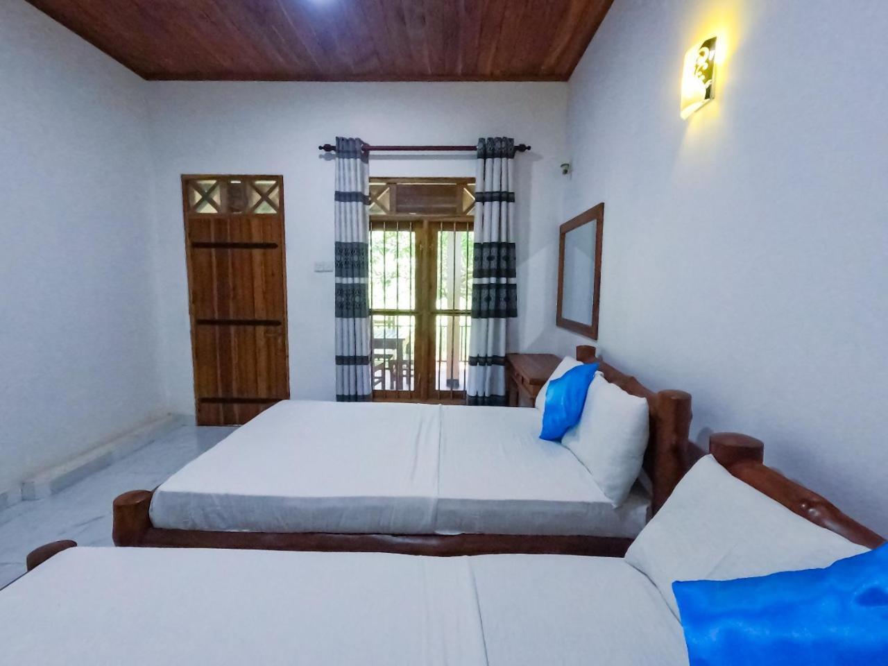 Hotel Wild Heaven Udawalawe Esterno foto