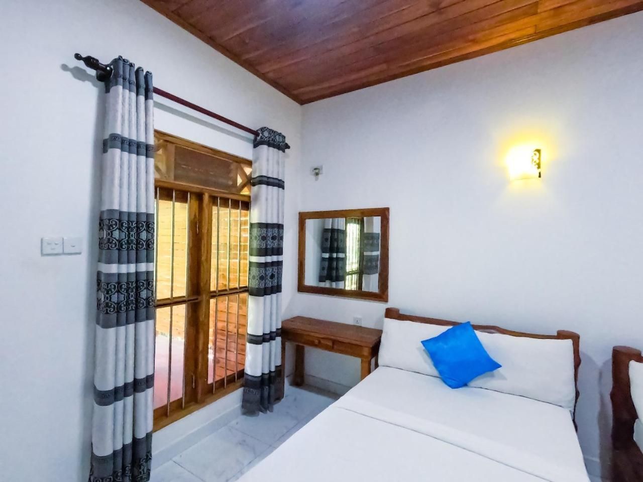Hotel Wild Heaven Udawalawe Esterno foto