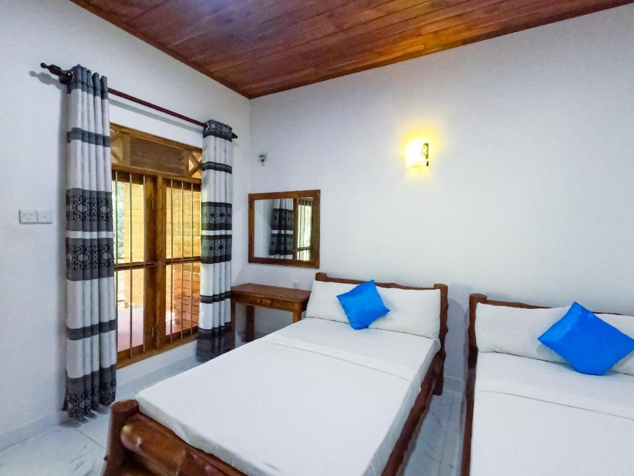 Hotel Wild Heaven Udawalawe Esterno foto