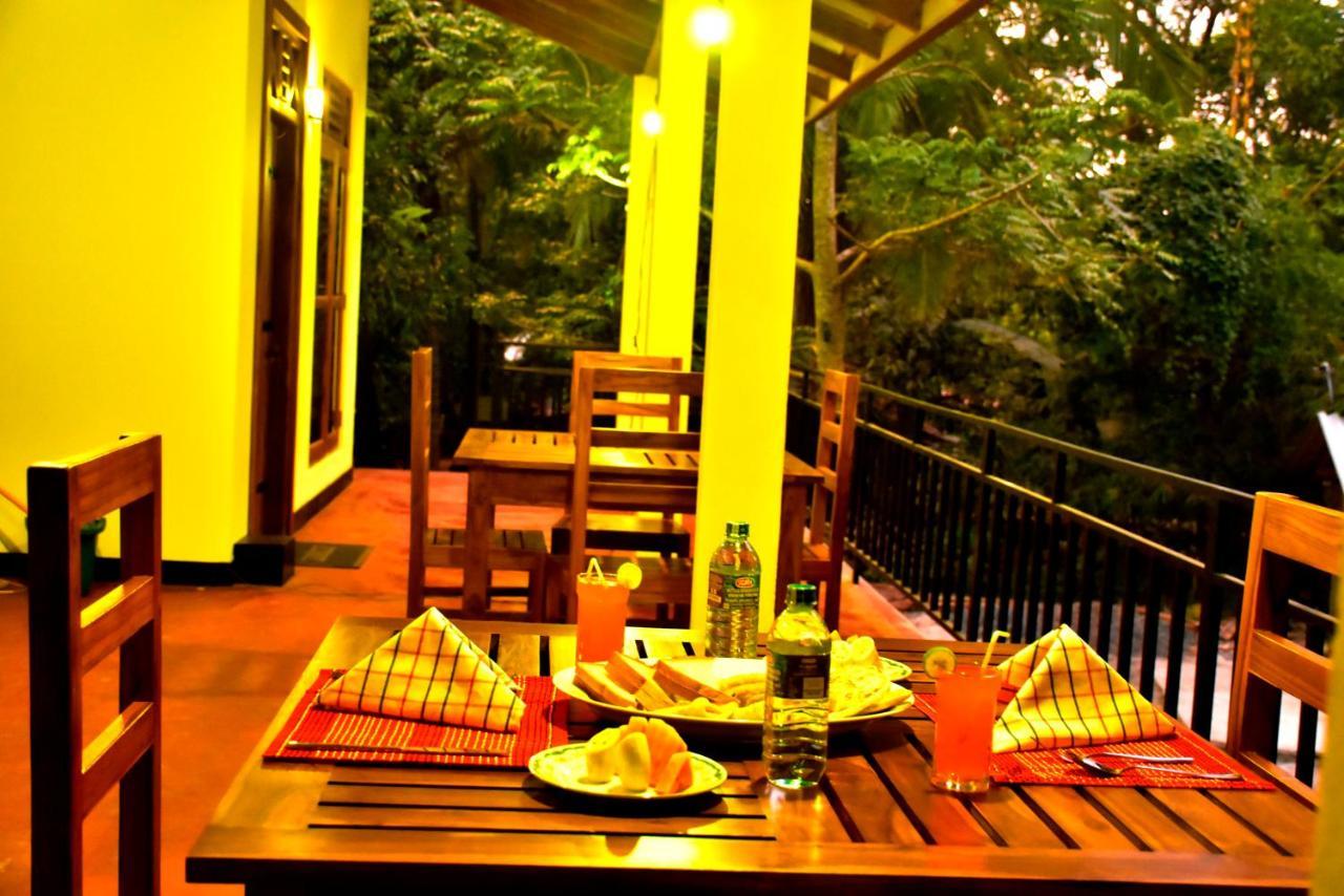 Hotel Wild Heaven Udawalawe Esterno foto