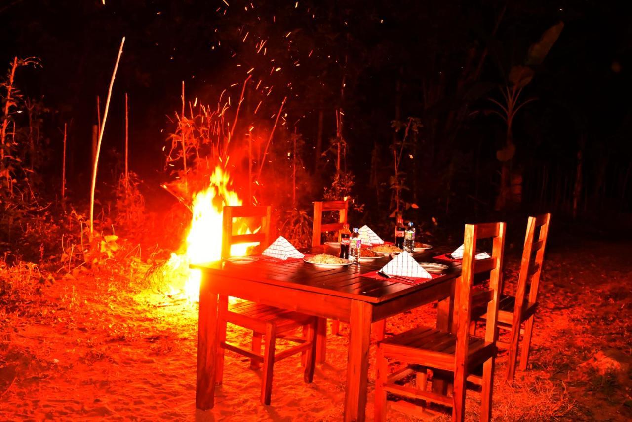 Hotel Wild Heaven Udawalawe Esterno foto