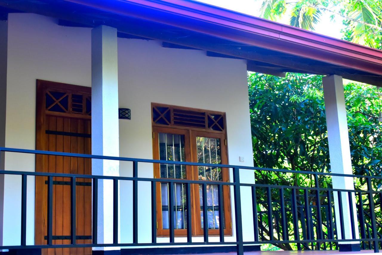 Hotel Wild Heaven Udawalawe Esterno foto