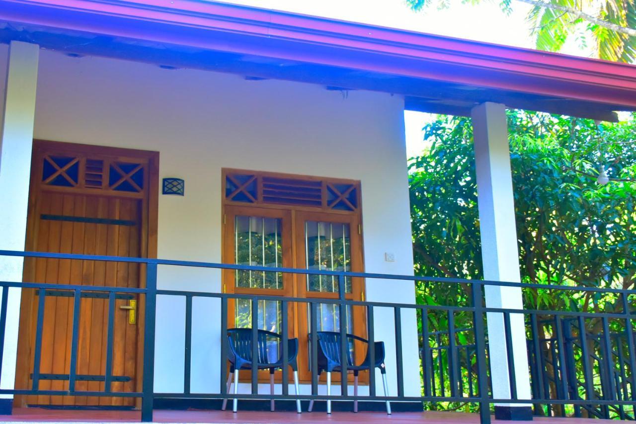 Hotel Wild Heaven Udawalawe Esterno foto